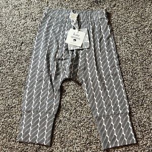 NWT. Kate Quinn. 12-18M. Classic Panda Pant. Bamboo